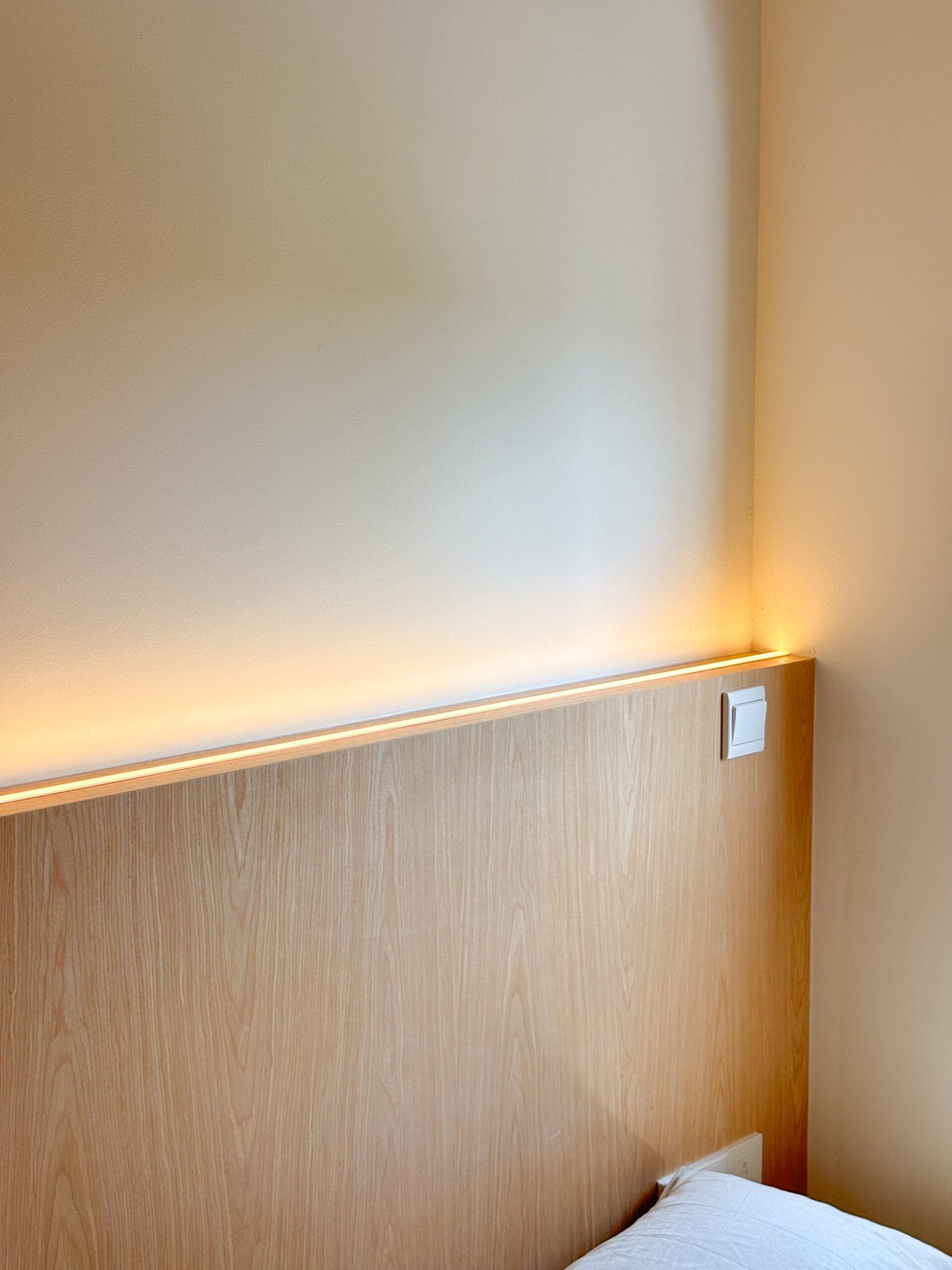 hdb bto 2 room renovation - lighting